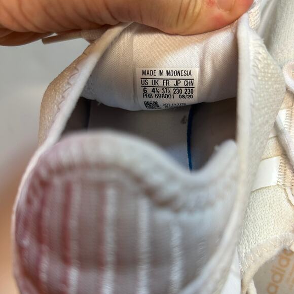 Adidas Swift Run White Sneakers - Women's Size 6 - Picture 5 of 6